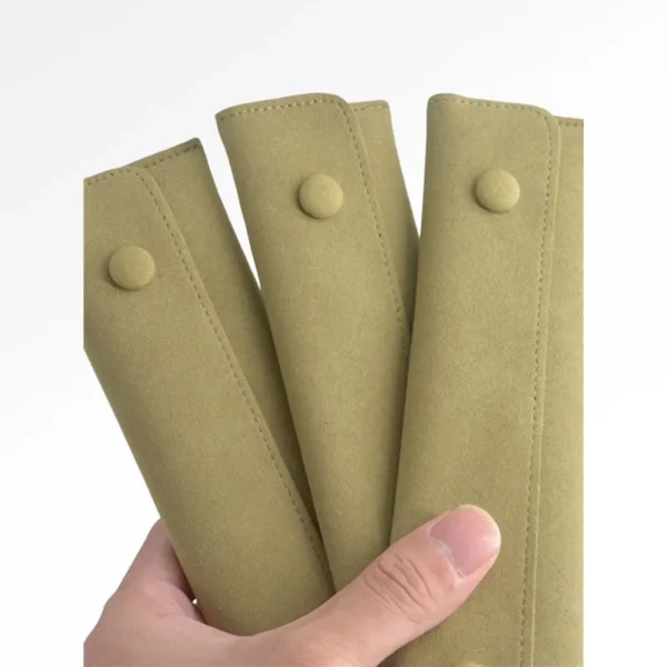 Customized VC Color Microfiber  Jewelry Storage Bag  Snap Closure Cloth Packaging Necklace Pendant Bracelet Bag - Image 3
