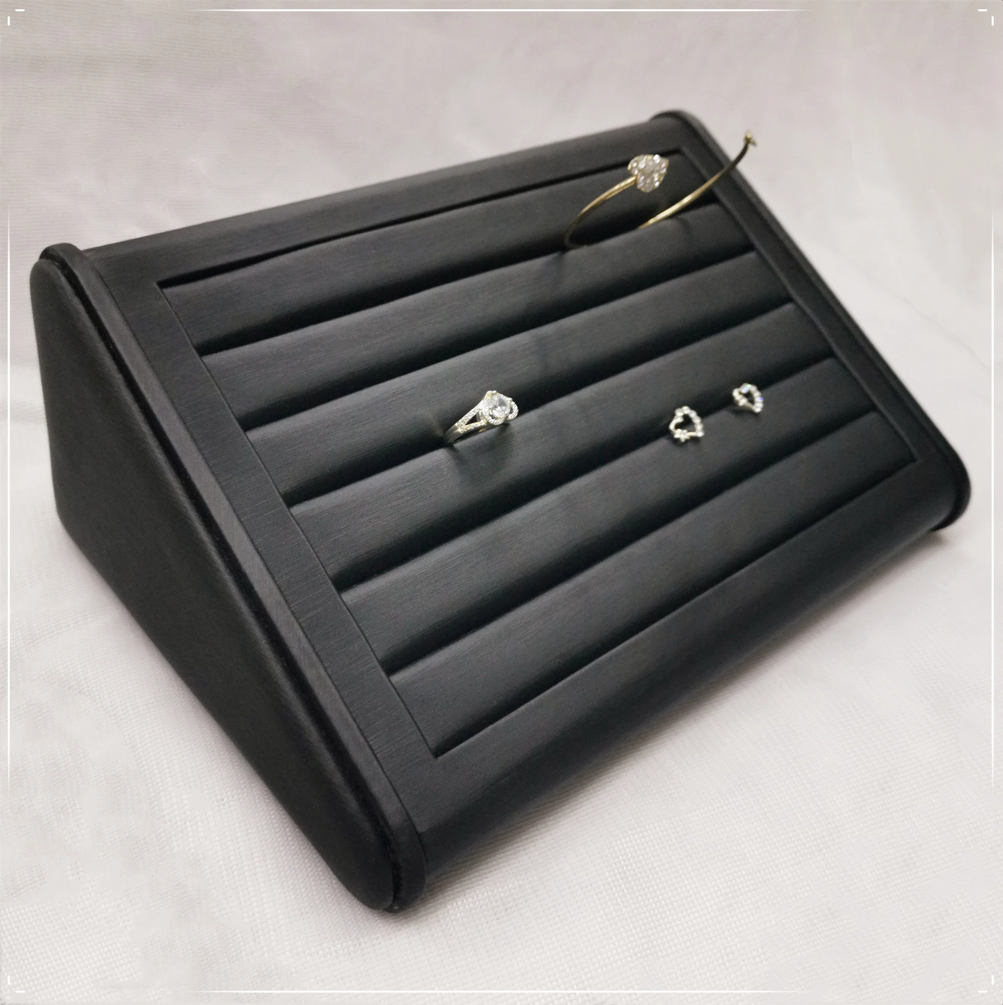High-end Brushed Leather Ring Earrings Bracelet Trapezoidal Vertical Horizontal Jewelry Display Stand - Image 4