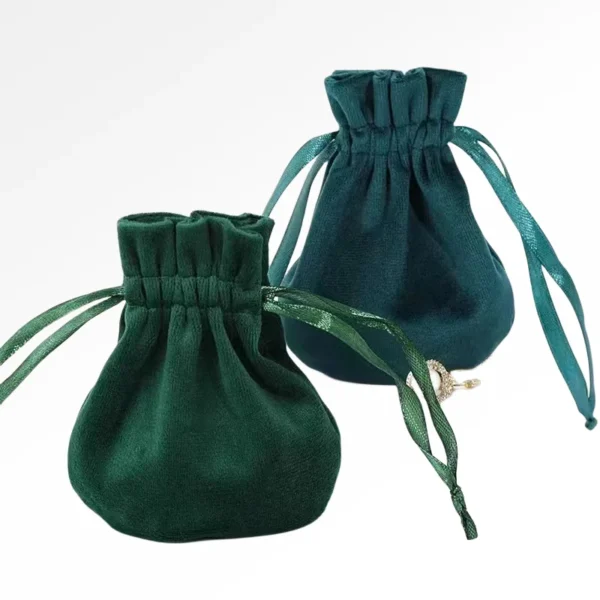 Manufacturer Custom Eco-Friendly Velvet Pouch Eco-Sustainable Ring and Jewelry Container Bag - Image 3