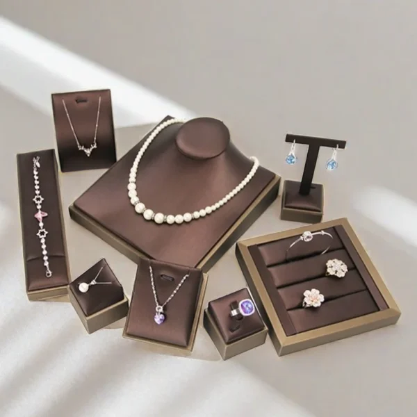 Wholesale Jewellery MDF  Stand Holder Custom Bracelet Necklace Ring Earring Holder Display Stand Set - Image 5