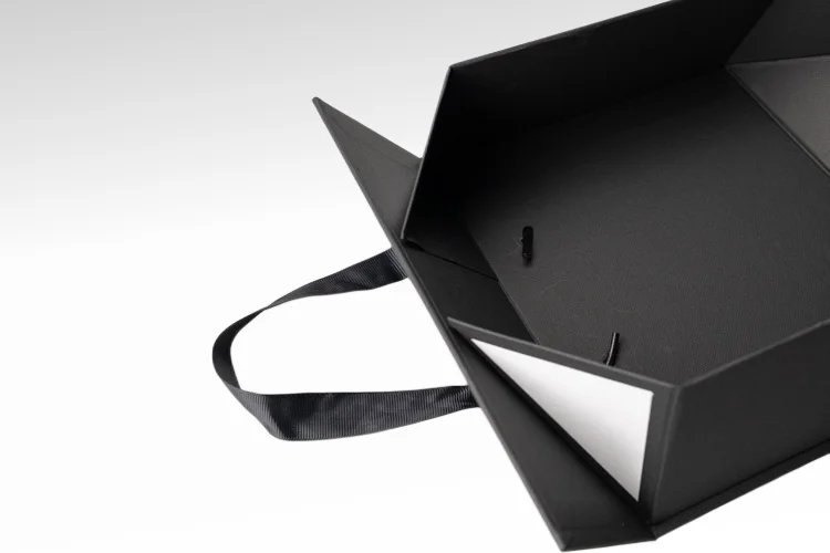 Customized Luxury Large Black Cardboard Garment Clothing Packaging Paper Box - Image 4