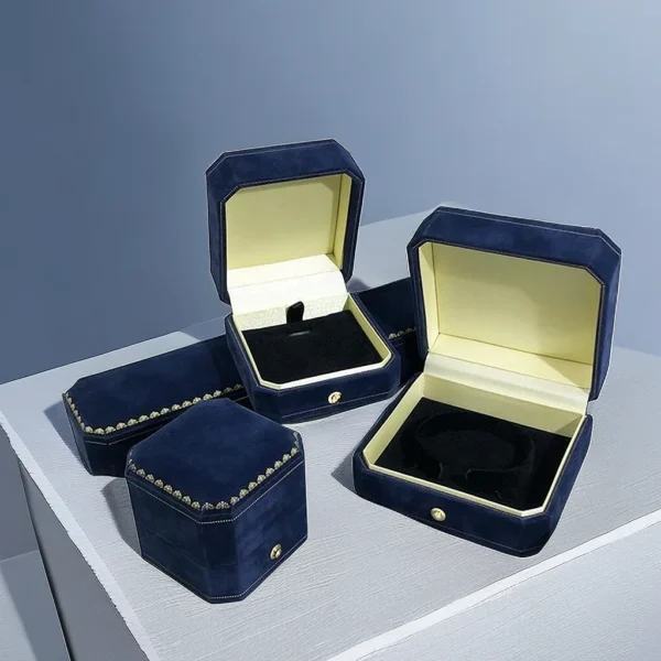 High Quality Custom Luxury Velvet Jewelry Gift Box Custom Pattern Luxury Velvet Storage Box for Jewelry Packaging - Image 2