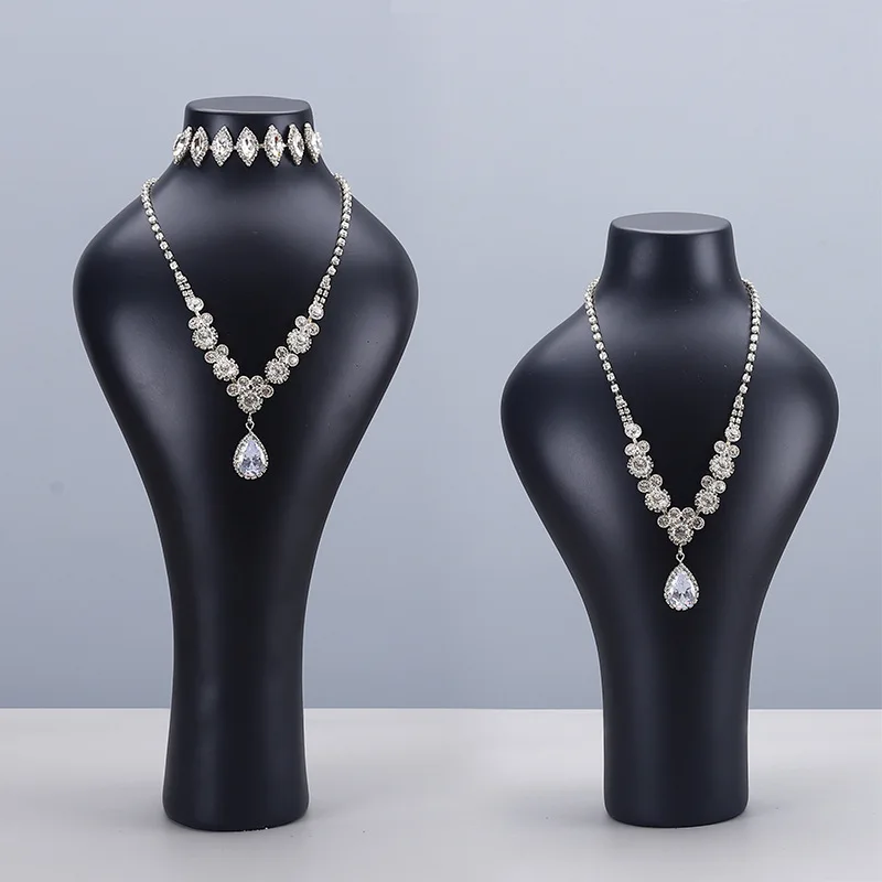 Resin Portrait Model Jewelry Display Stand Hanging Necklace Stand Jewelry Stand - Image 2