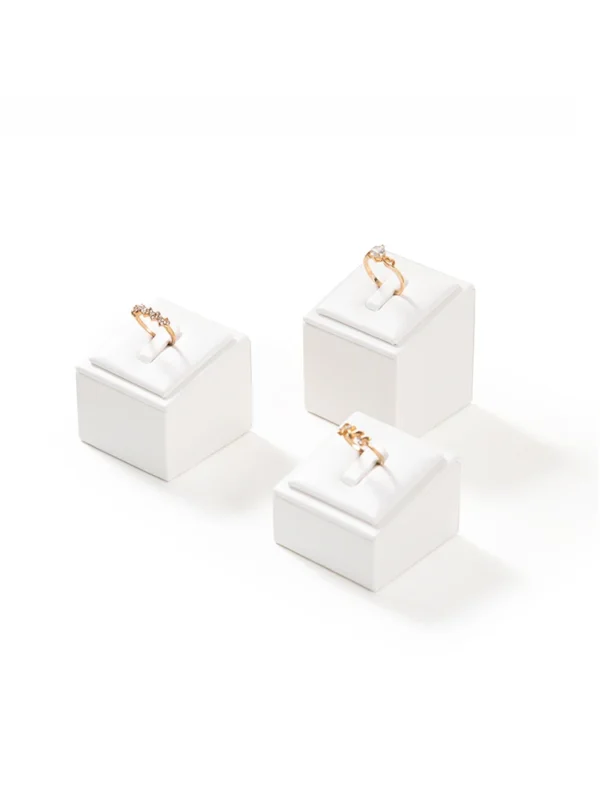 Ring Display Rack White Jewelry Rack Display Props Counter Ring Tray Ring Stand Support - Image 5