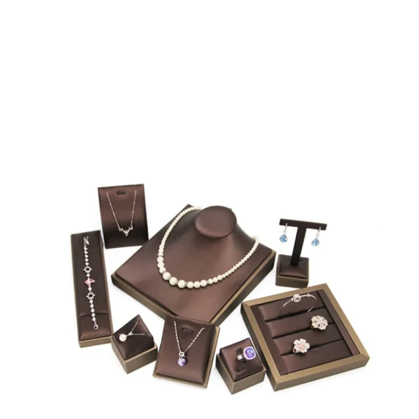 Custom Logo Luxury Leather PU Wood Necklace Display Stand Set - Image 5