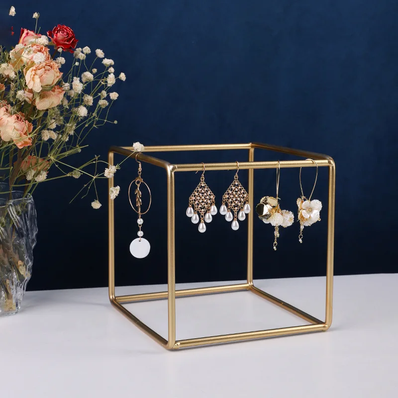 Simple Nordic Gold Geometric Metal Frame Jewelry Display Stand - Image 3